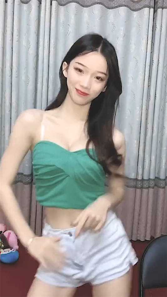 快手小美女（小霜霜呀）福利视频合集 [230V/1.09G]（1）